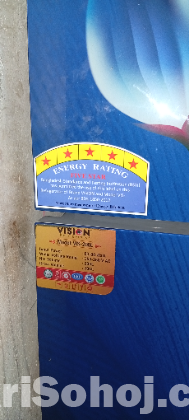 ফ্রিজ একদম নতুন ফ্রিজ